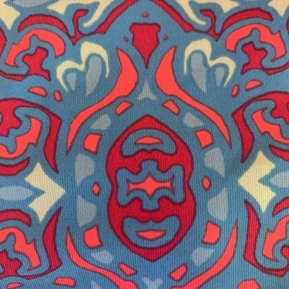 NWT Bleu by Rod Beattie Twist and Shout Plunge One Piece Swimsuit Sz 6 Very Soft - Picture 3 of 5